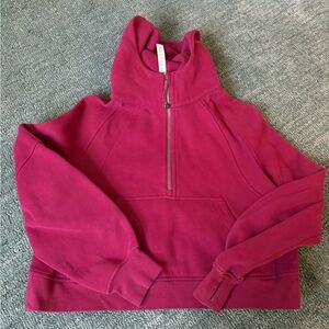 Lululemon Magenta Cropped Scuba